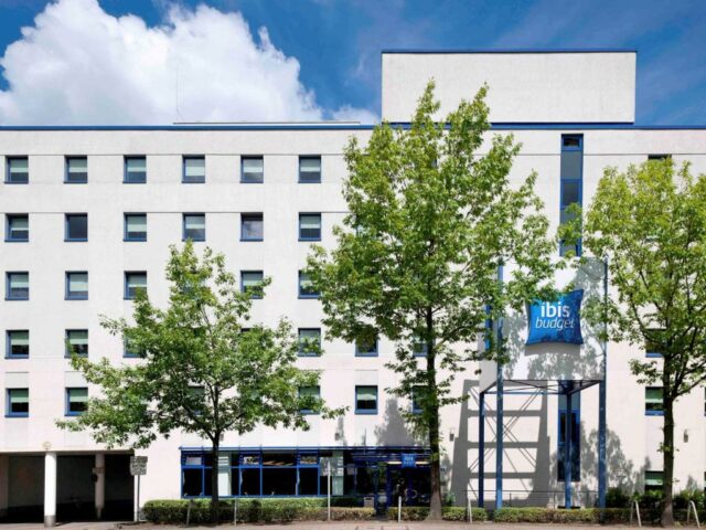 ibis budget Hamburg Altona *